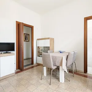 Appartamento Guesthost - Ca' Granda M5 Bright, Milano