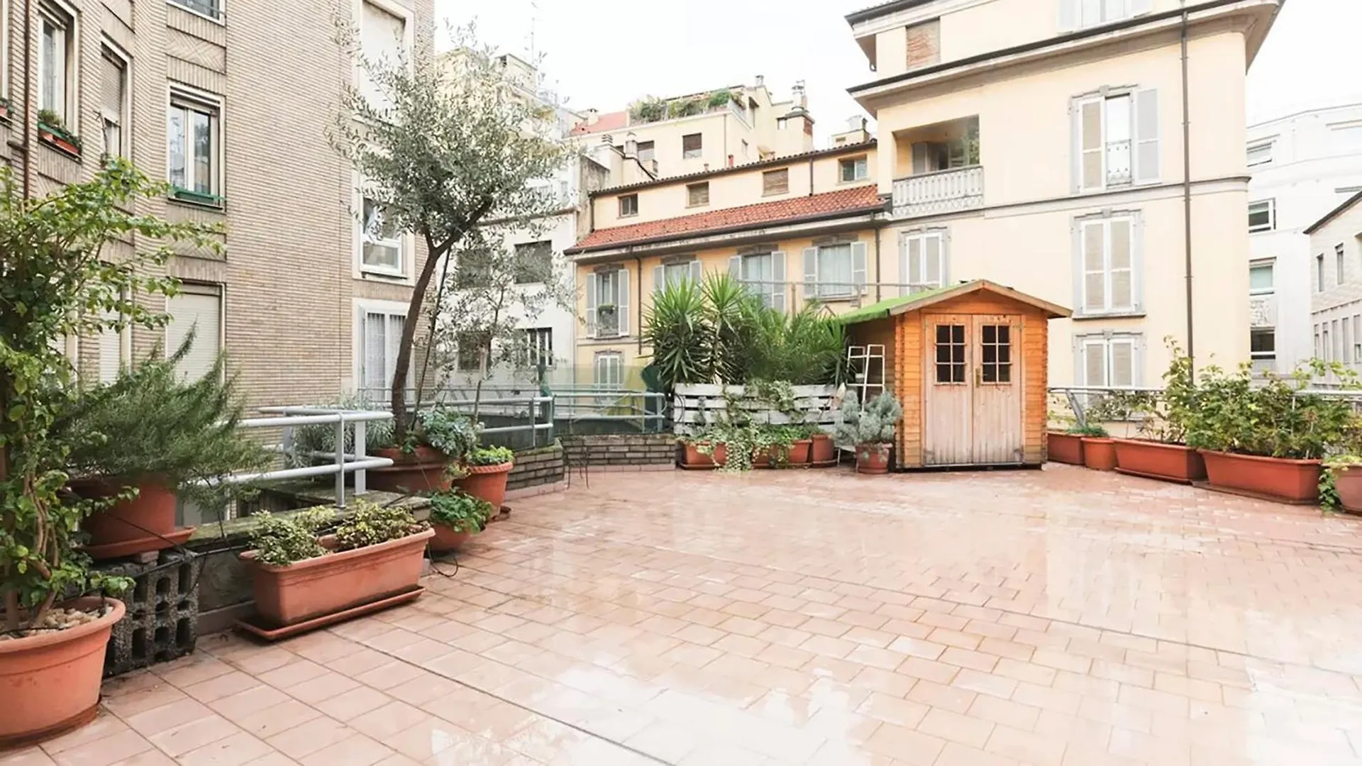 Classbnb - Two Apartments 400 Meters From The Duomo Milan 0*,