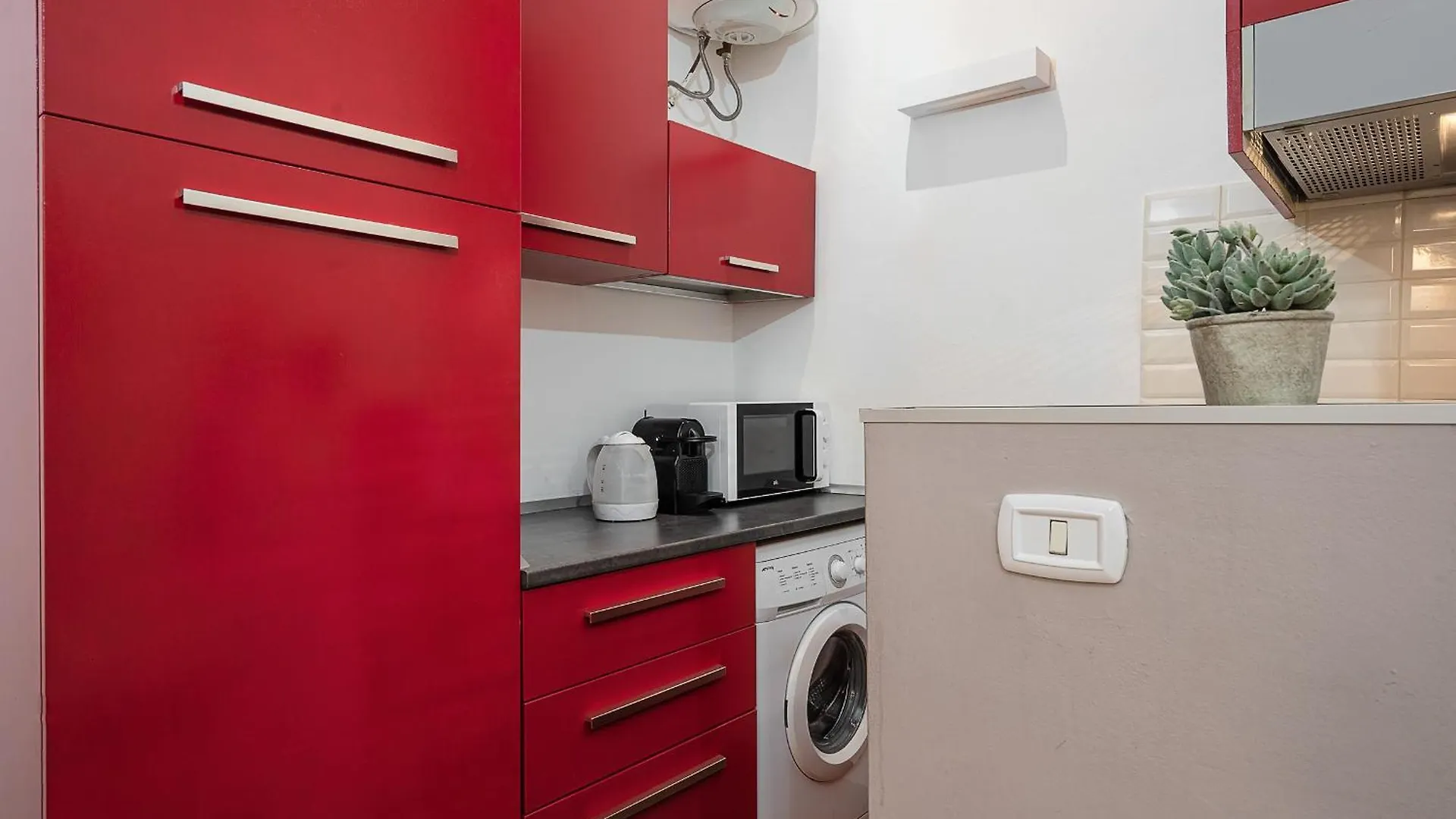 מילאנו Classbnb - Two Apartments 400 Meters From The Duomo איטליה